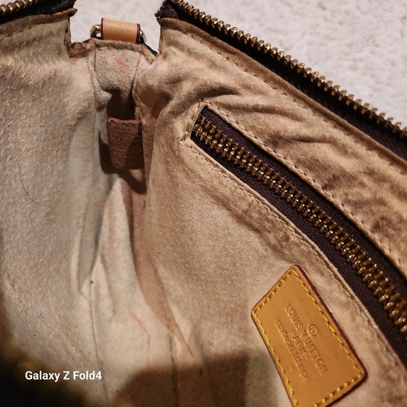 Vintage Monogram Pochette Clutch/Crossbody Purse With Gold Chain. - Picture 8 of 10